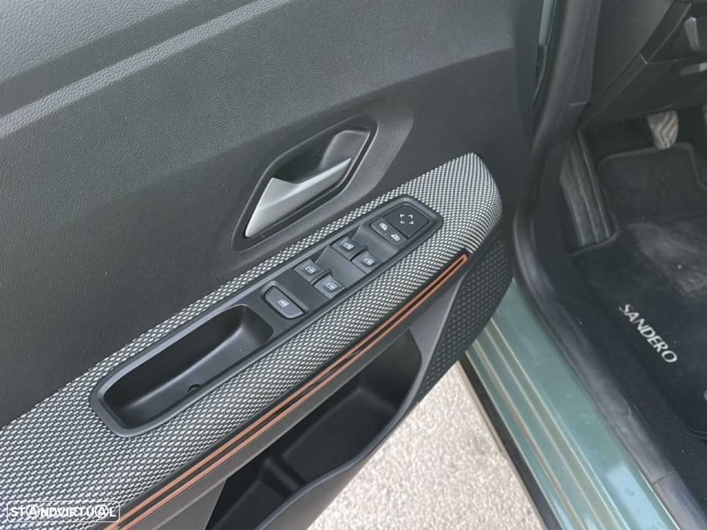 Dacia Sandero - 12
