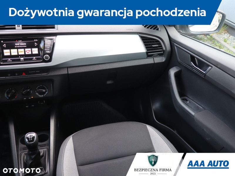 Skoda Fabia - 10