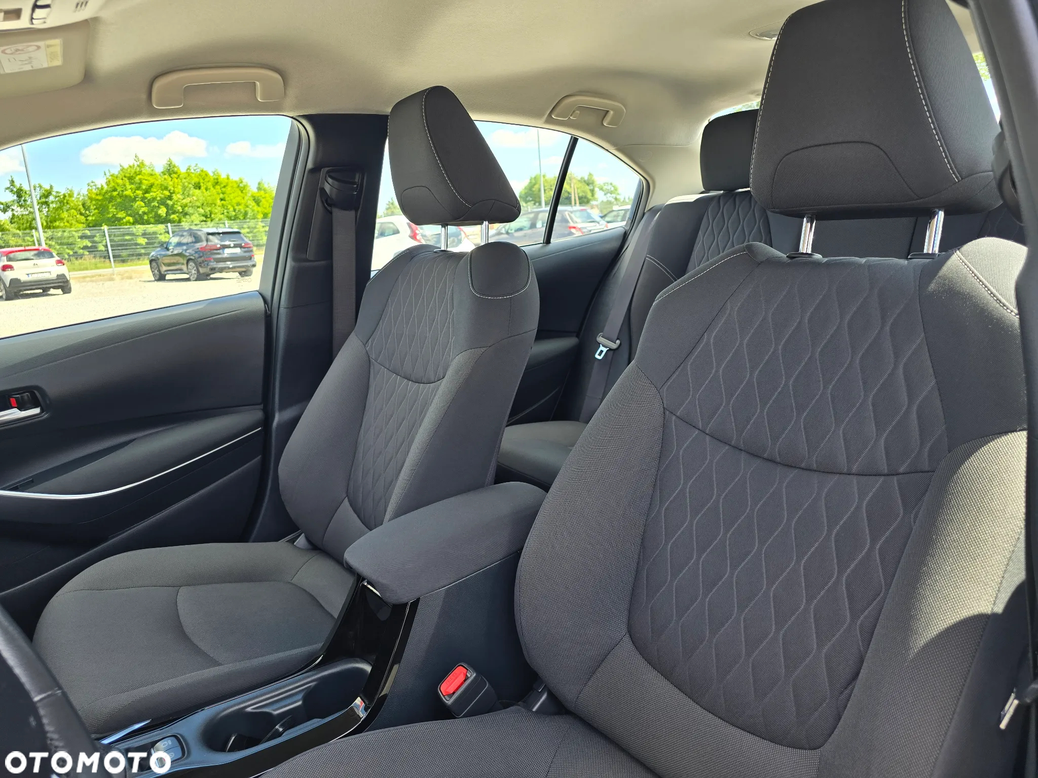 Toyota Corolla 1.8 Hybrid GPF Comfort - 25