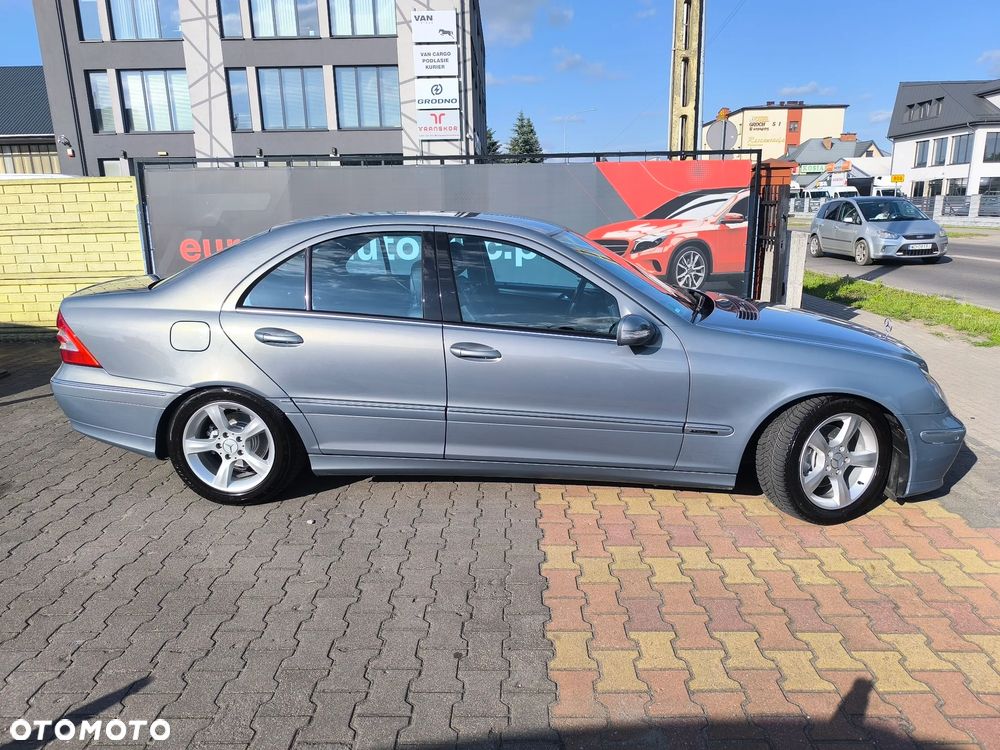 Mercedes-Benz Klasa C 200 Kompressor Automatik Avantgarde Sport Edition + - 2
