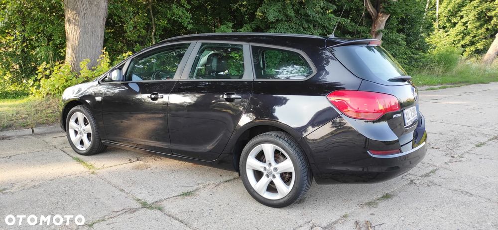 Opel Astra 1.6 ECOFLEX Start/Stop Edition - 6