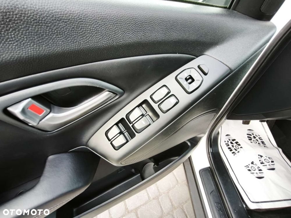 Hyundai ix35 - 13