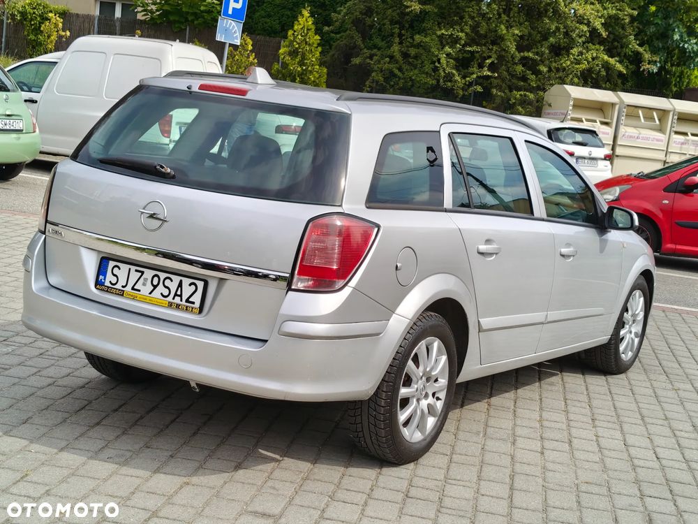 Opel Astra 1.4 Caravan Cosmo - 13