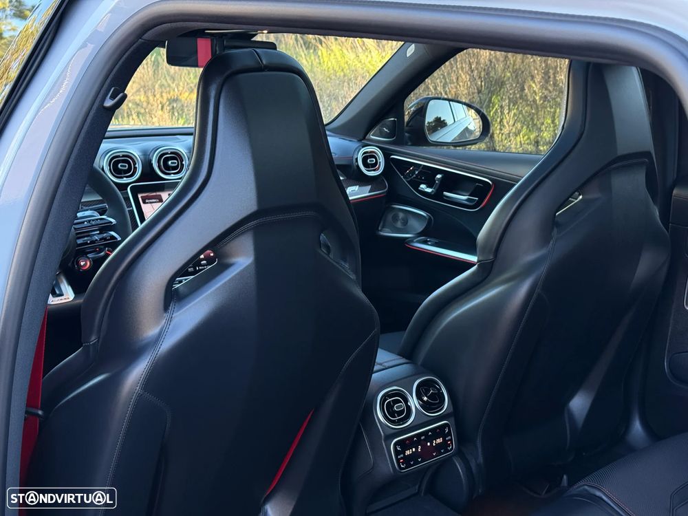 Mercedes-Benz C 63 AMG S E Performance Speedshift MCT9G F1 Edition - 38