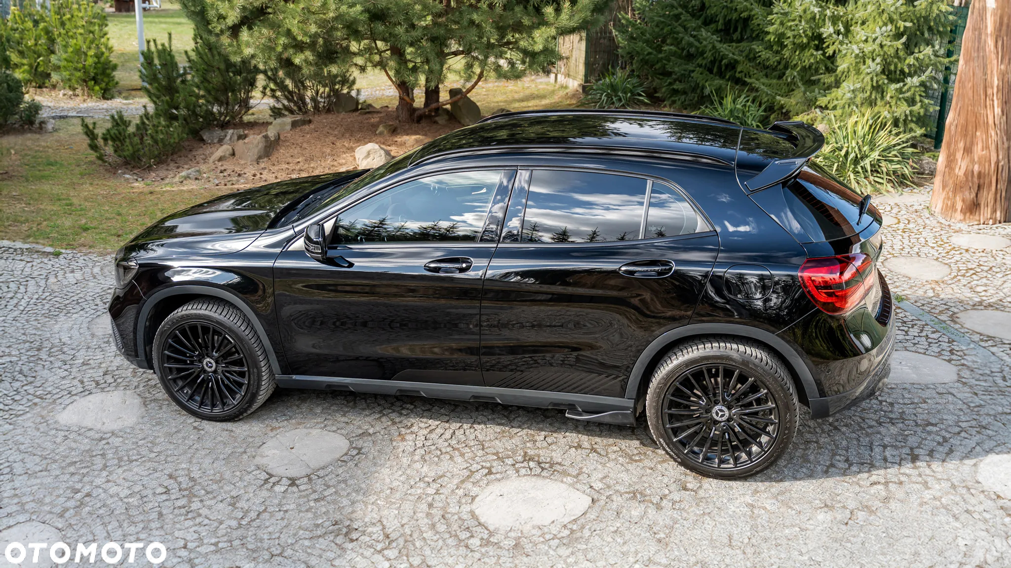 Mercedes-Benz GLA 200 7G-DCT AMG Line - 7