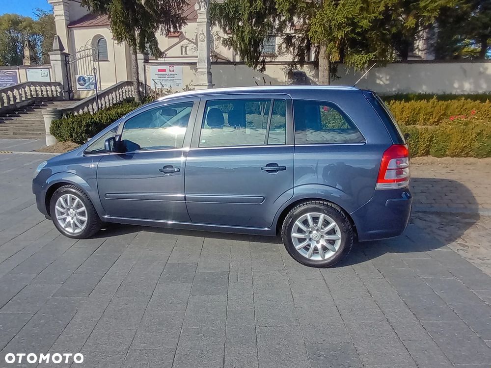 Opel Zafira - 41