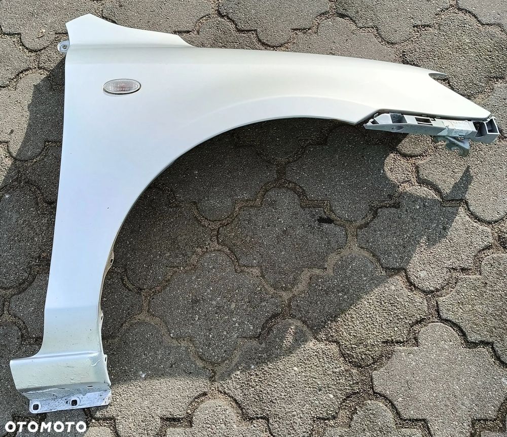 Mazda II 2 błotnik przedni przód PRAWY kolor: 27R i srebrny 2002-07r - 7