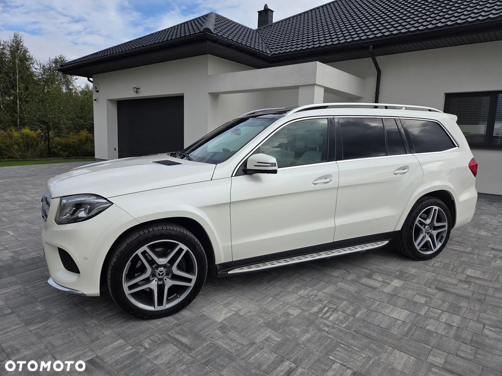 Mercedes-Benz GLS - 20