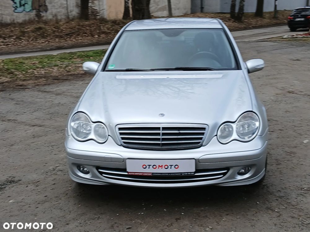 Mercedes-Benz Klasa C 180 Kompressor Classic Starline - 12