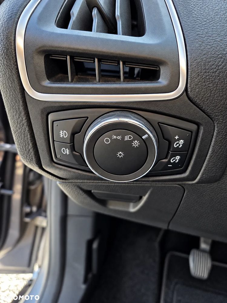 Ford Focus 1.0 EcoBoost STart-Stopp-System TITANIUM - 18