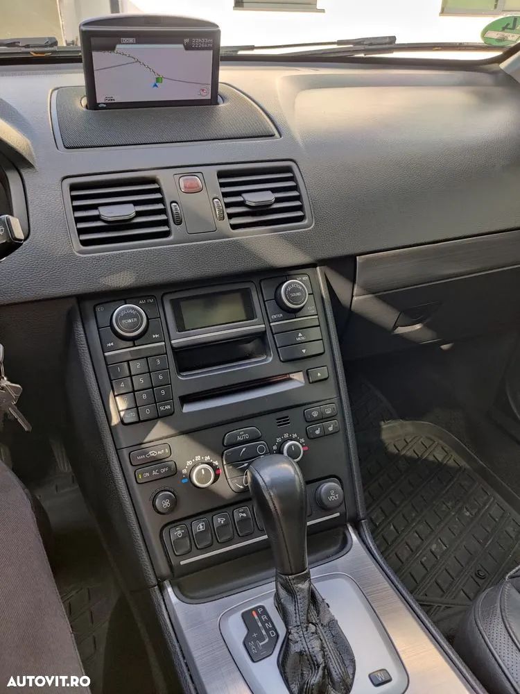 Volvo XC 90 D5 Aut. Summum - 8