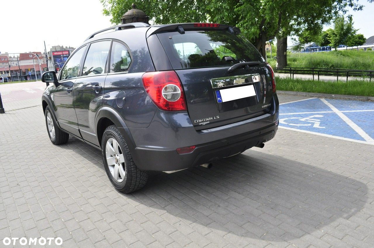Chevrolet Captiva - 4