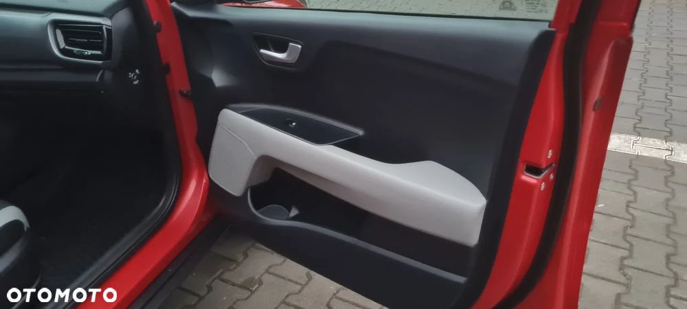 Kia Stonic 1.4 L - 18