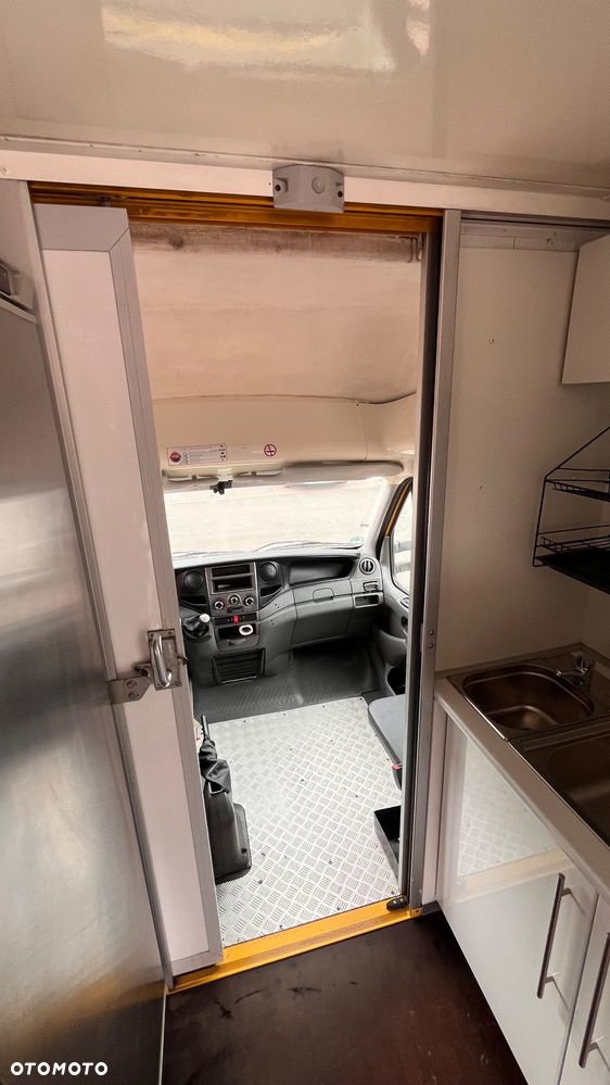 Iveco Daily 35S11 - 21