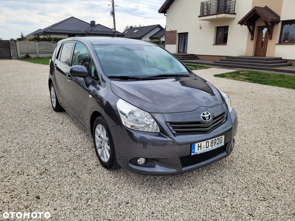Toyota Verso 1.8 5-Sitzer Life - 2