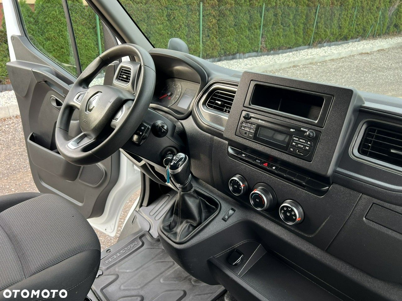 Renault Master - 13
