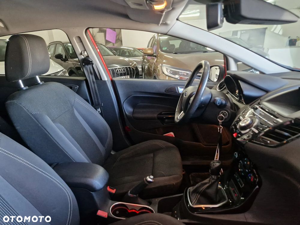 Ford Fiesta - 10