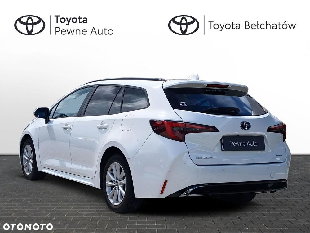 Toyota Corolla 2.0 Hybrid Comfort - 4
