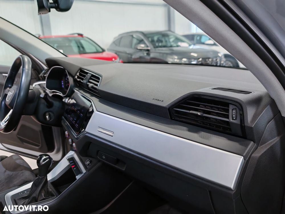 Audi Q3 1.5 35 TFSI S tronic Advanced - 24