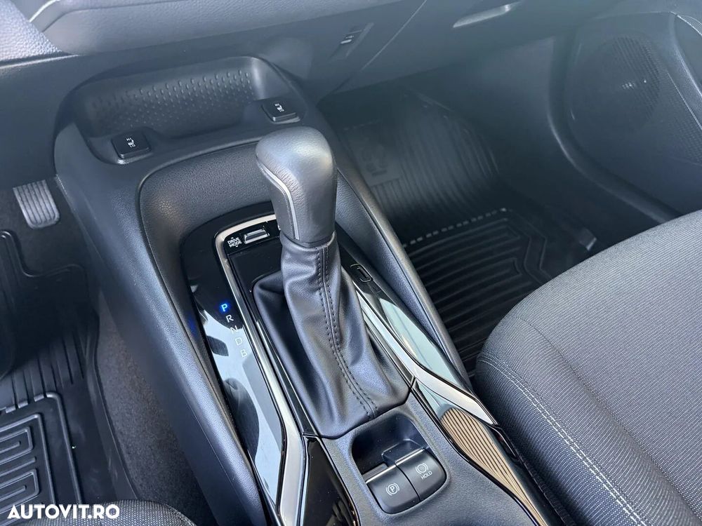 Toyota Corolla - 29