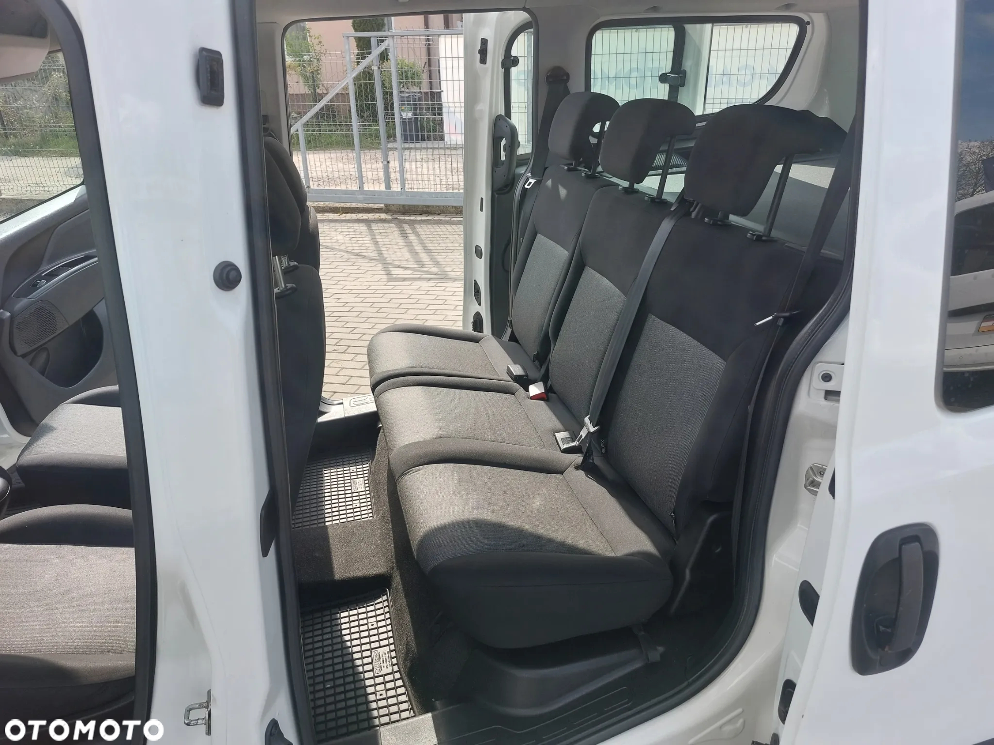 Fiat Doblo - 15