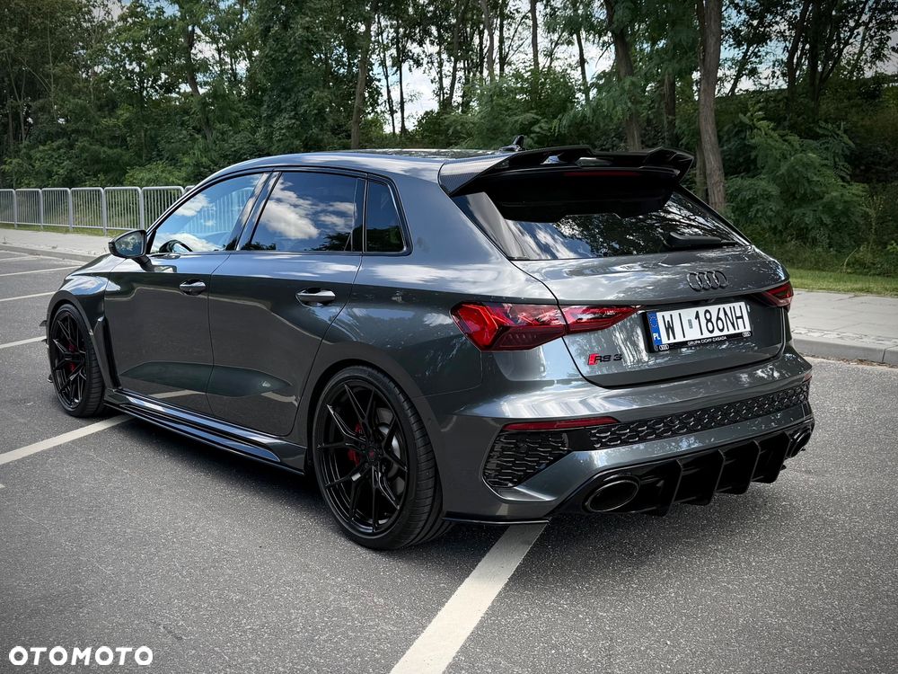 Audi RS3 Sportback - 4
