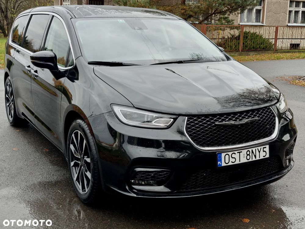 Chrysler Pacifica - 6