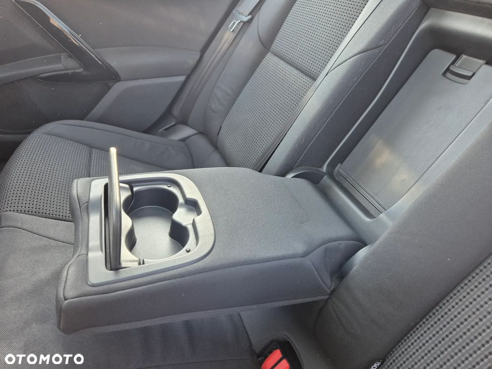 Peugeot 508 HDi FAP 140 Active - 26