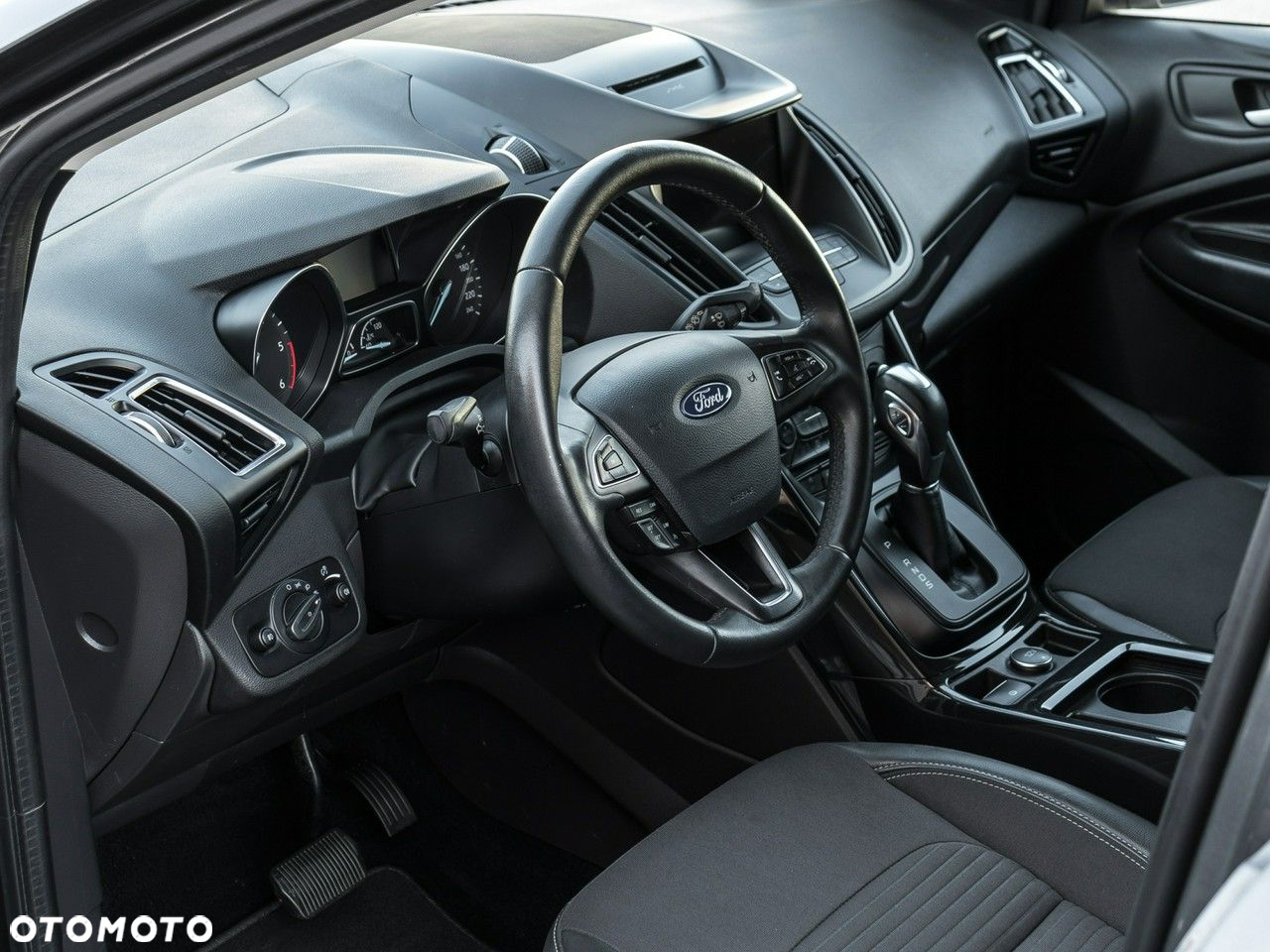 Ford Kuga 2.0 TDCi 4x4 Individual - 12