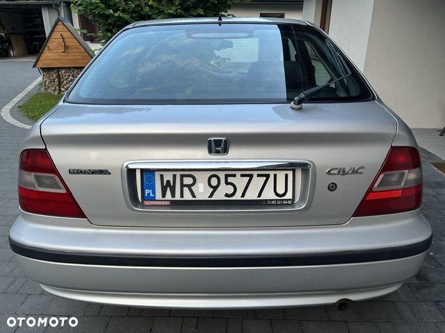 Honda Civic 1.4i - 1