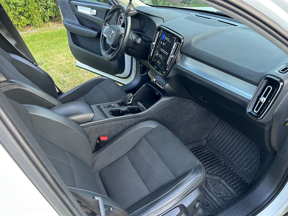 Volvo XC 40 D3 SCR - 12