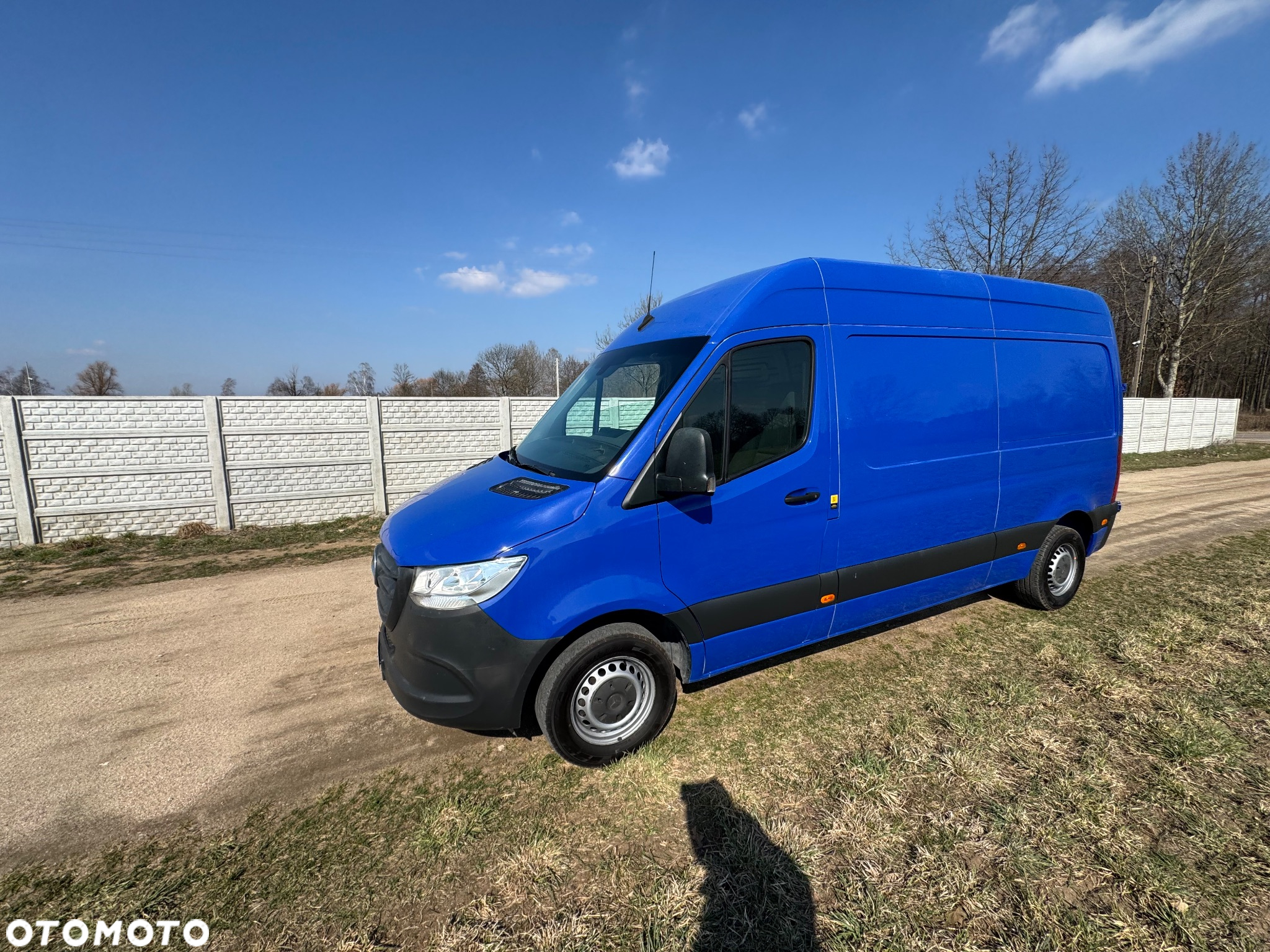 Mercedes-Benz Sprinter - 2