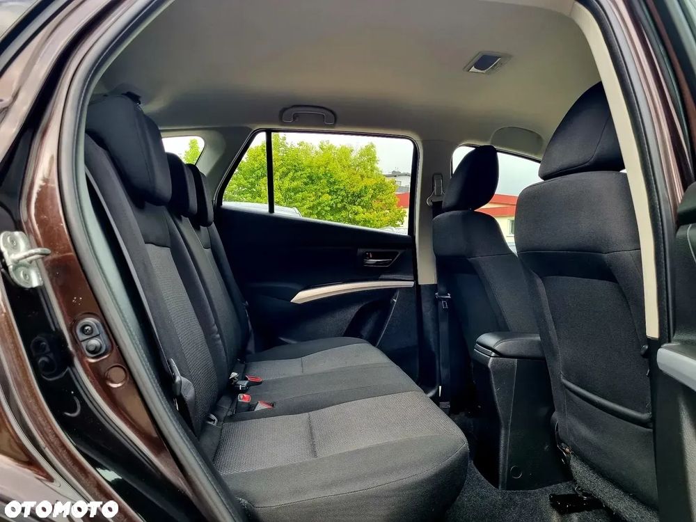 Suzuki SX4 S-Cross 1.6 Comfort - 12