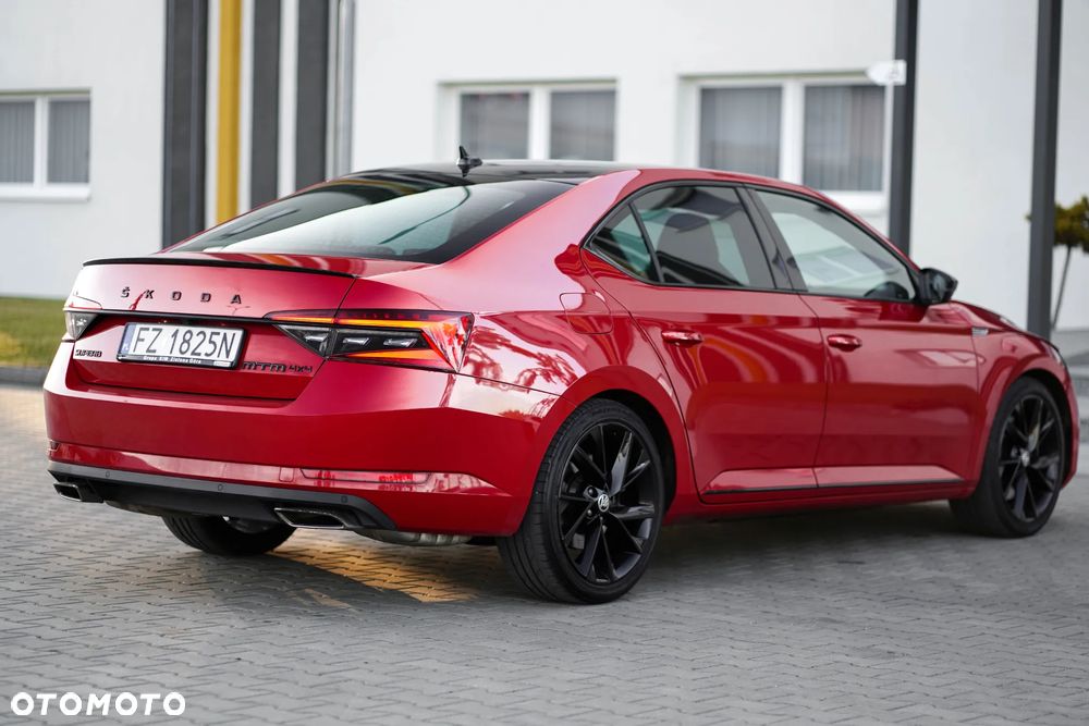 Skoda Superb 2.0 TSI 4x4 Sportline DSG - 12