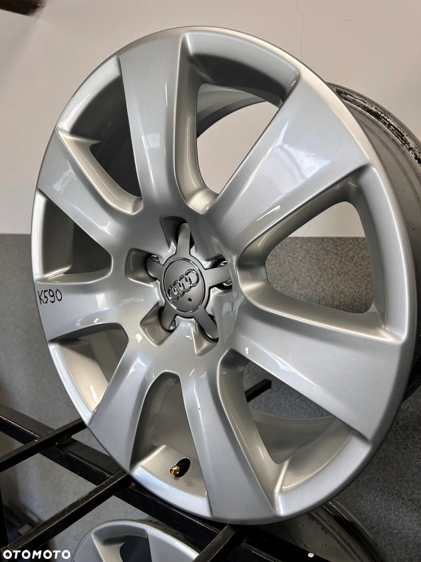 4 FELGI ALU. AUDI A8 S8 D4 18'' 7,5J ET26 - 4