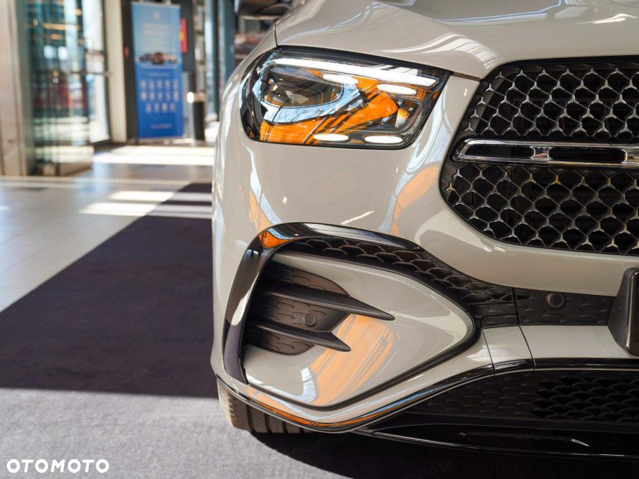Mercedes-Benz GLE 300 d mHEV 4-Matic AMG Line - 6