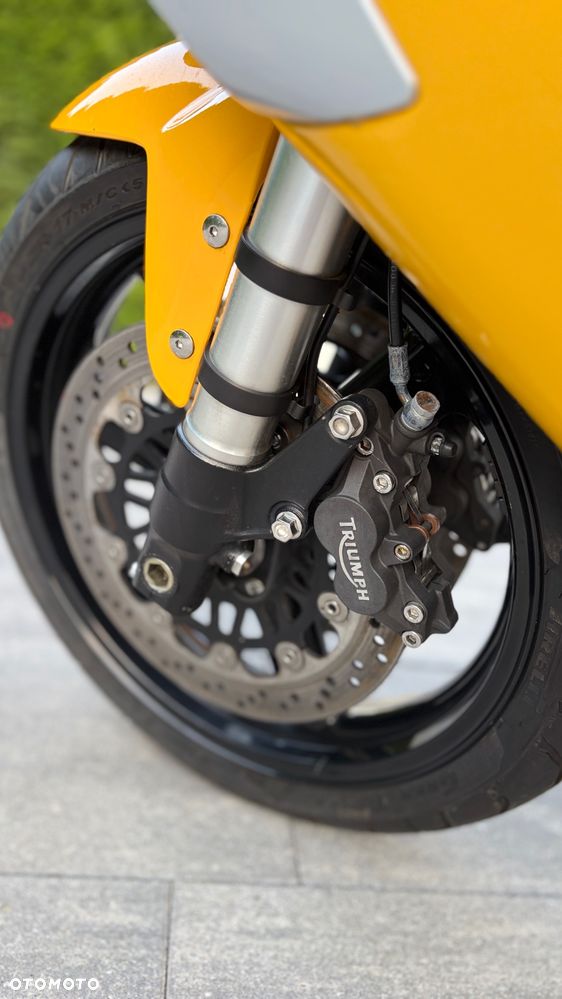 Triumph Daytona - 8