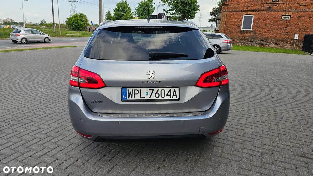 Peugeot 308 1.5 BlueHDi Allure Pack S&S EAT8 - 17