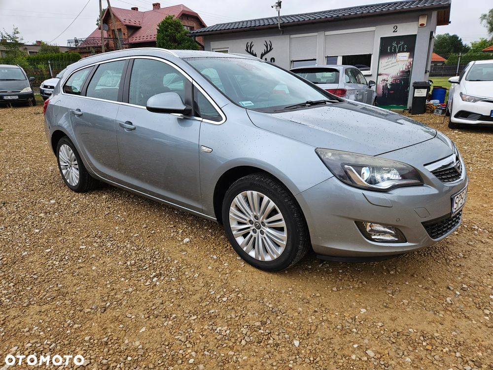 Opel Astra 1.4 Turbo Cosmo - 18