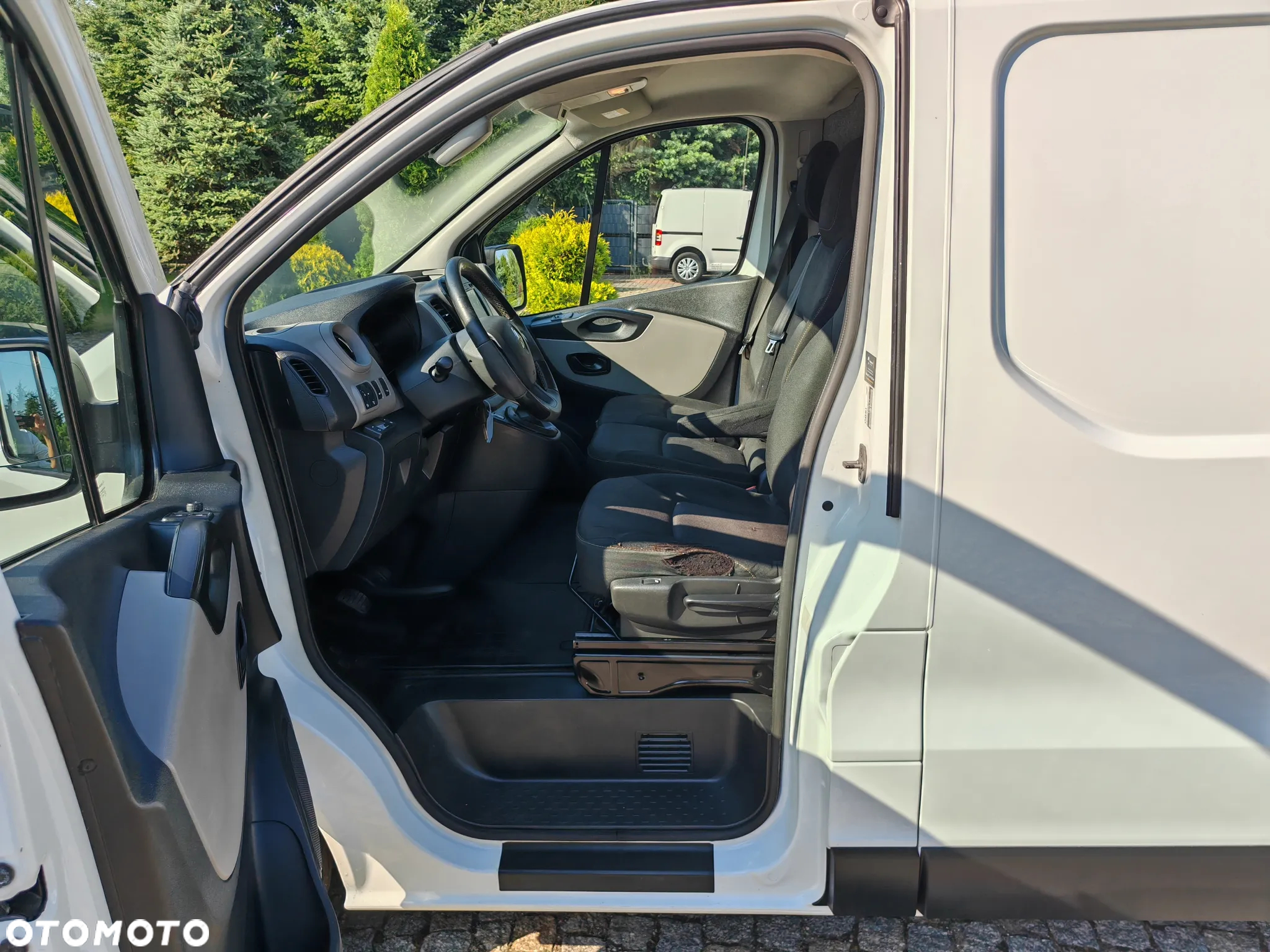 Renault TRAFIC - 14