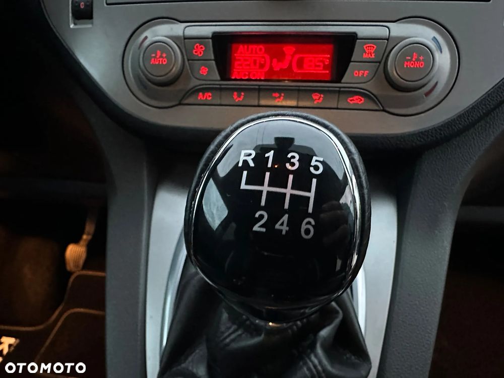 Ford Kuga 2.0 TDCi Trend - 16