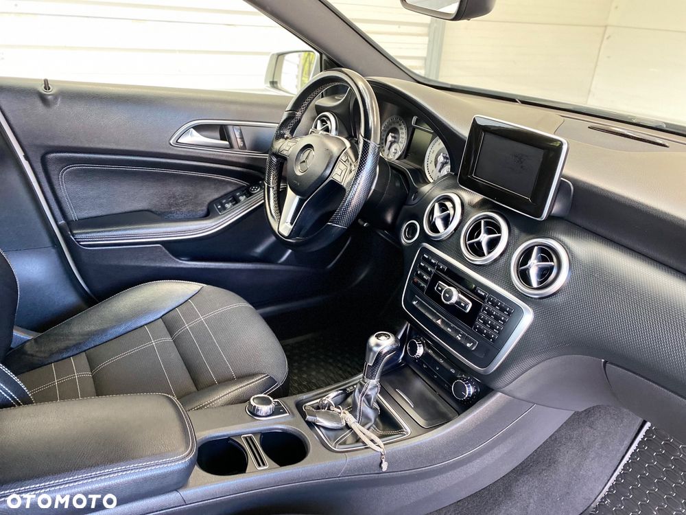 Mercedes-Benz Klasa A 180 (BlueEFFICIENCY) Style - 13