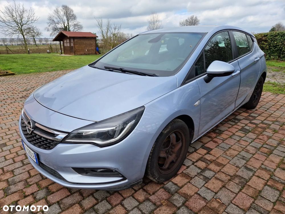 Opel Astra - 2