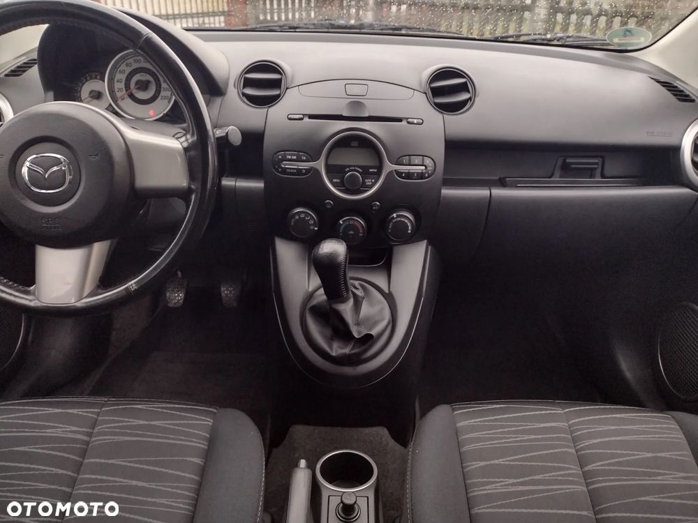 Mazda 2 1.3 MZR Active - 18