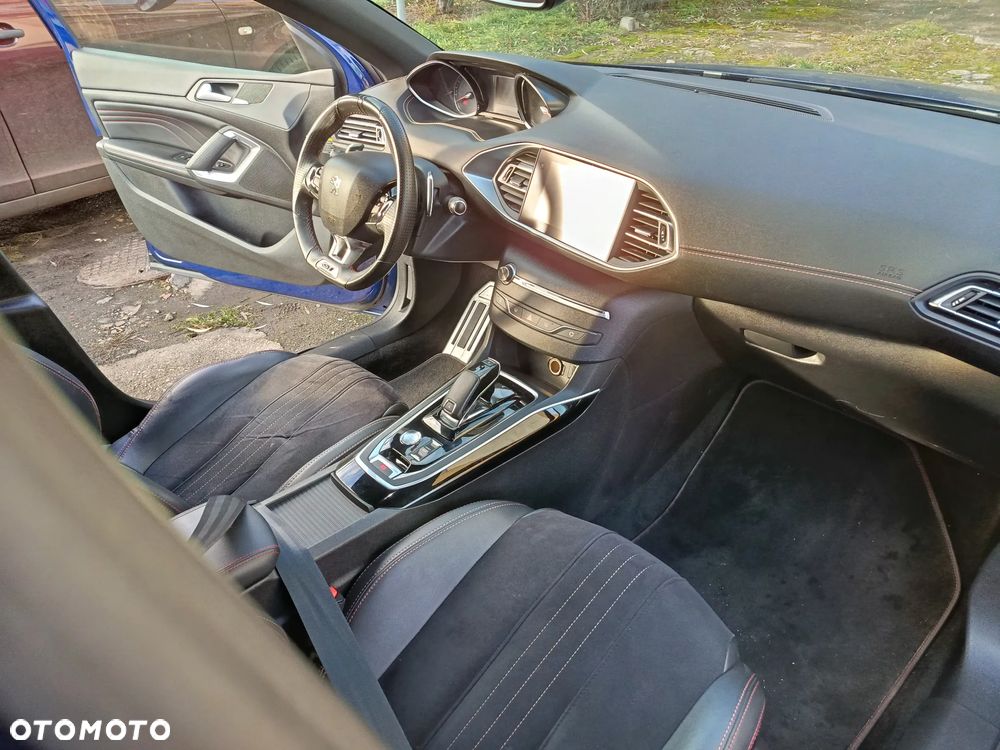 Peugeot 308 BlueHDi FAP 180 EAT8 Stop & Start GT - 11