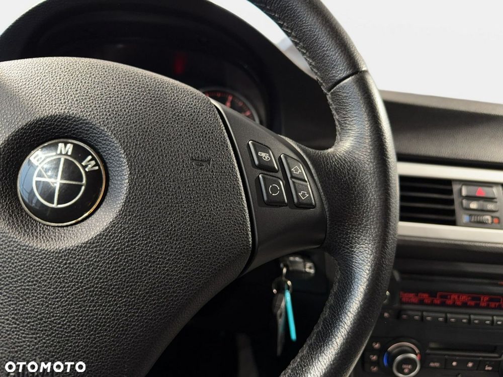 BMW Seria 3 - 17