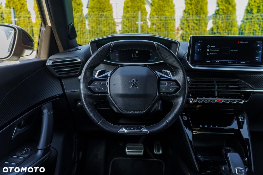 Peugeot 2008 - 11