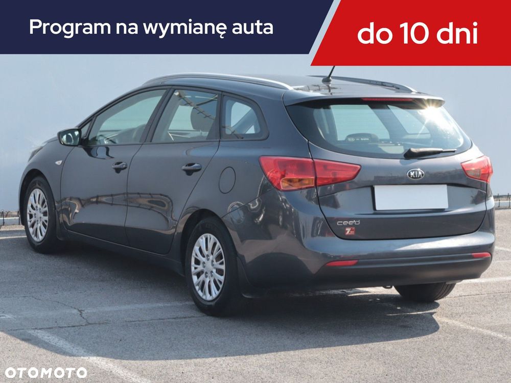 Kia Ceed - 6