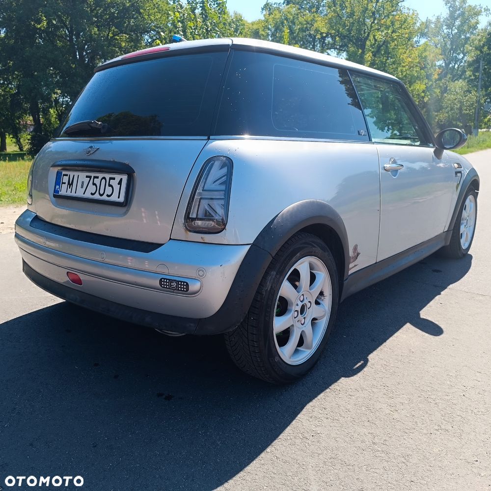 MINI ONE - 3