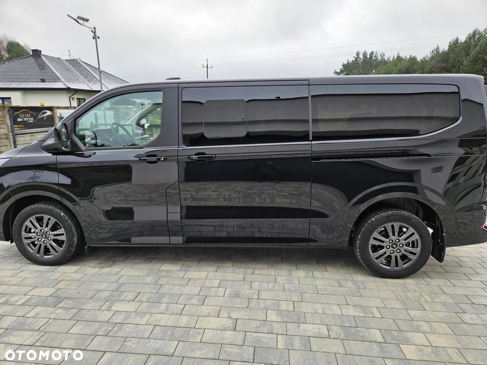 Ford Tourneo Custom 2.0 EcoBlue 320 L2 Titanium - 12